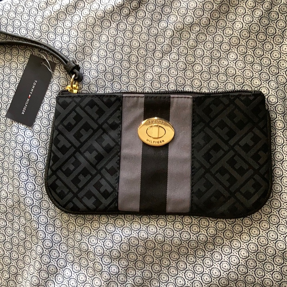Brand New Tommy Hilfiger wristlet